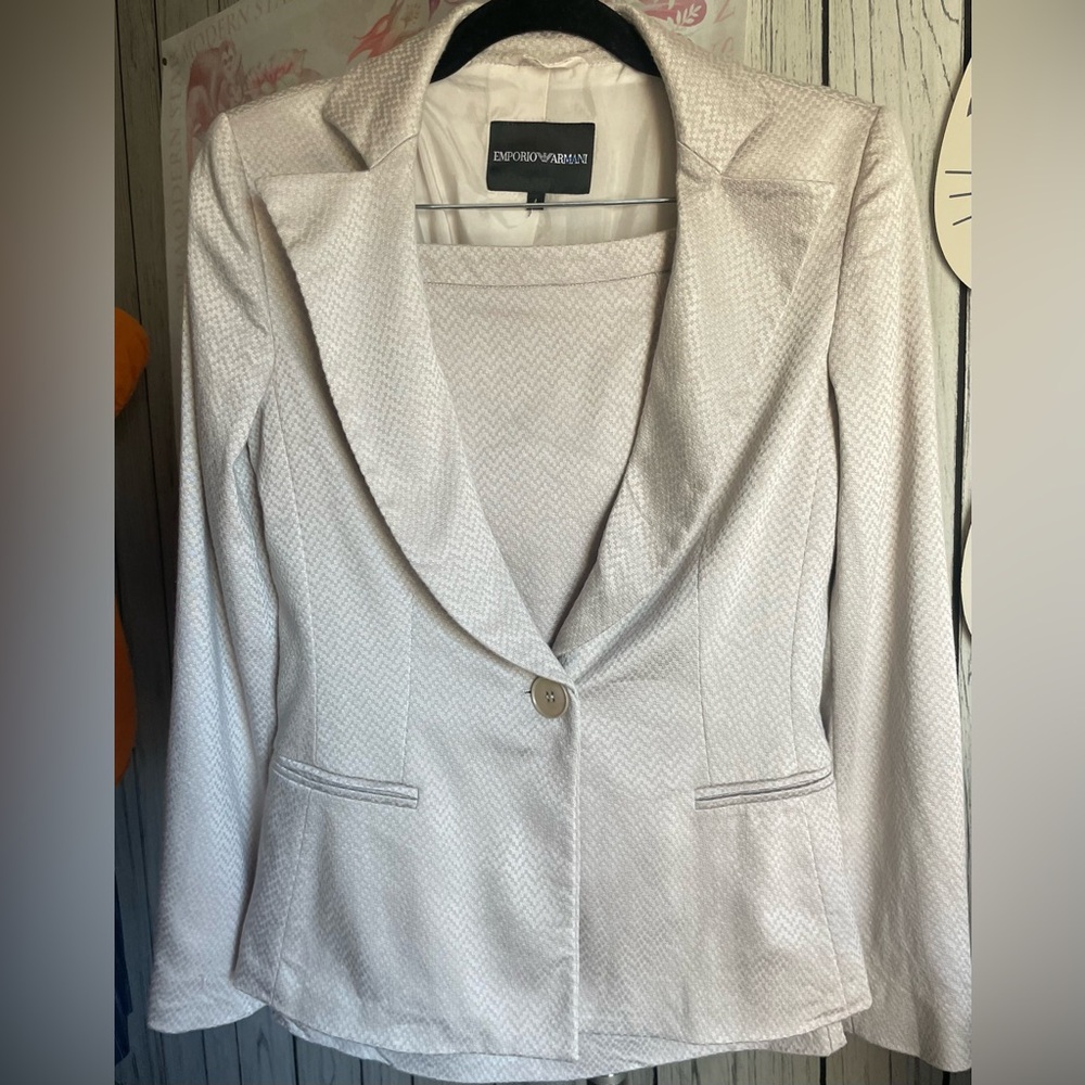 Emporio Armani stretch Italian grey skirt suit in size 42